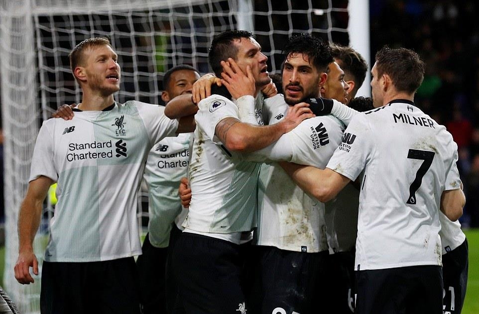 Klavan trở thành người hùng của Liverpool