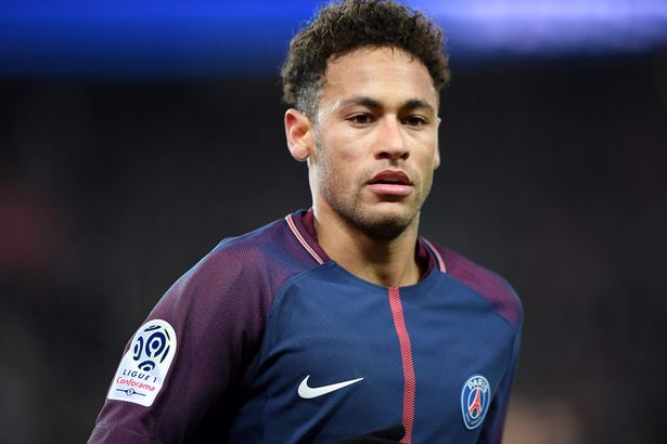 Neymar khó có thể đạt Quả Bóng Vàng