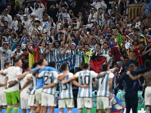 Bóng đá quốc tế 15/12: Argentina có lực lượng mạnh nhất để đấu Pháp