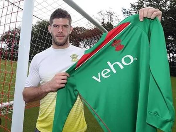 Tiểu sử Fraser Forster – Sự ổn định và kỹ thuật sắc bén