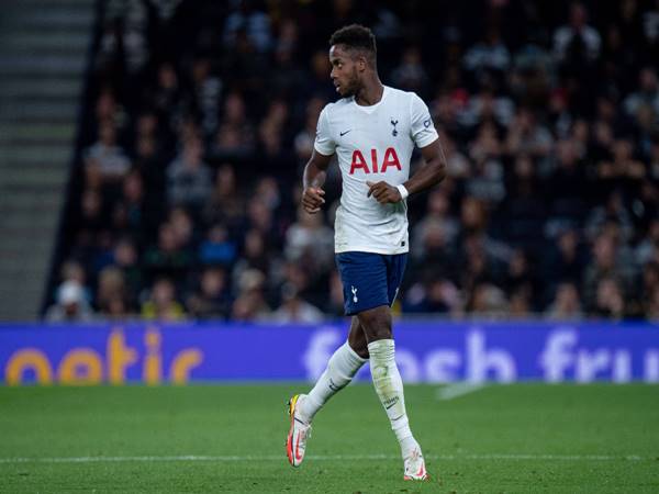 Tin MU 6/1: Quỷ đỏ tiếp tục muốn mượn Ryan Sessegnon