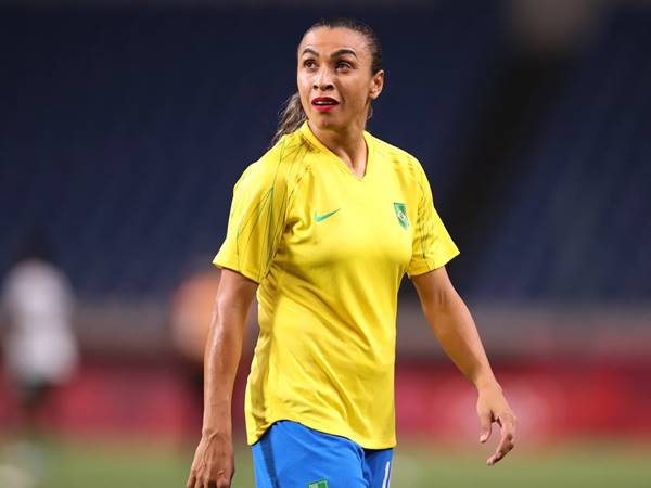 BĐ quốc tế 10/8: Marta muốn giã từ sự nghiệp tại đội tuyển Brazil