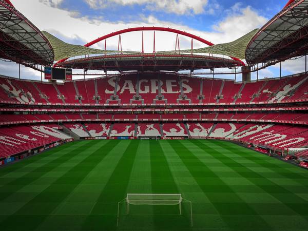 Sân vận động Estádio da Luz